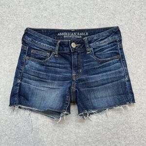 American Eagle Super Stretch Jean Shorts WMNS 2 Blue Med Wash Distressed Shortie